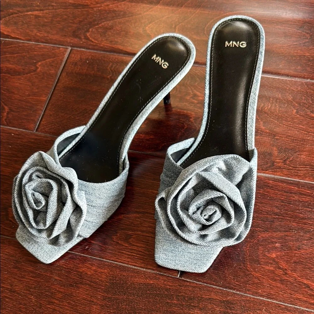 Mango Rosette Heels - Picture 2 of 7